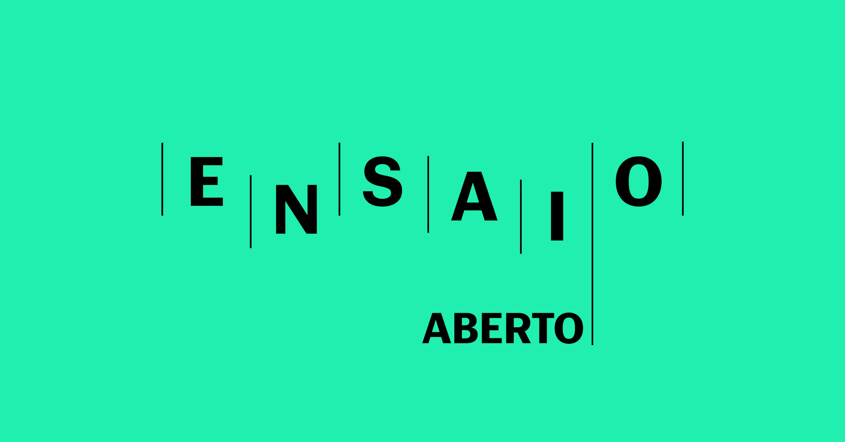 Foto do público da Sala São Paulo aplaudindo a um concerto.