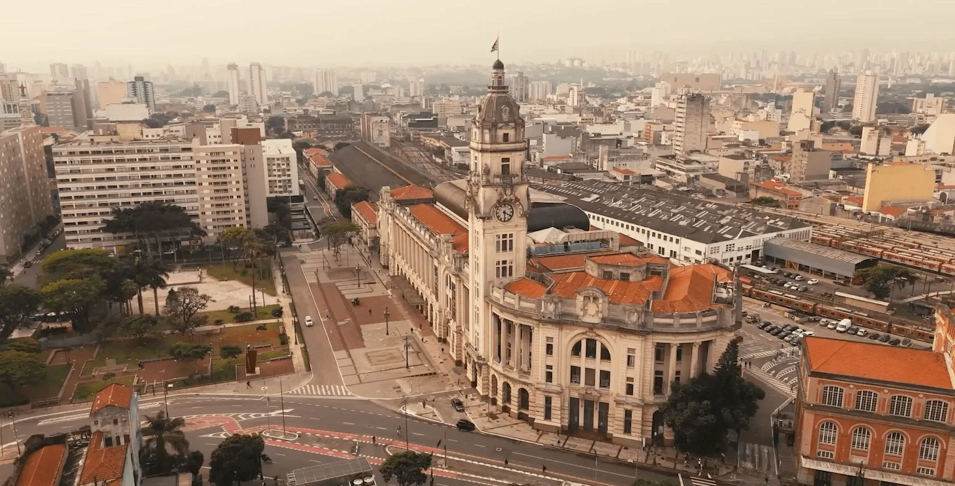 Imagem da Sala São Paula vista de fora.